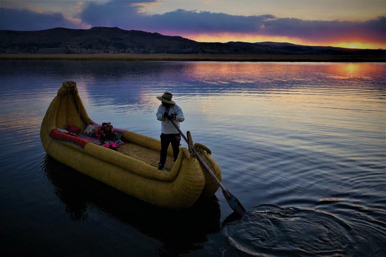 Qhapaq Lago Titicaca - Peru Puno Exterior foto